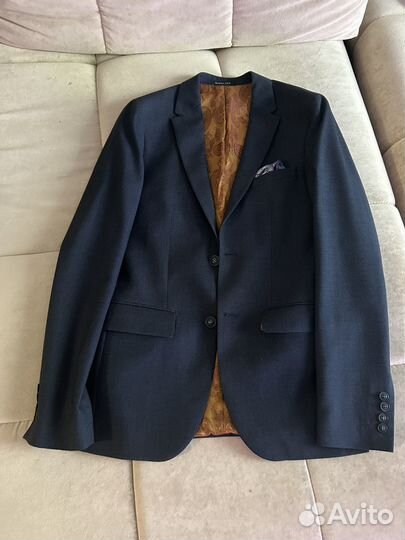 Костюм мужской