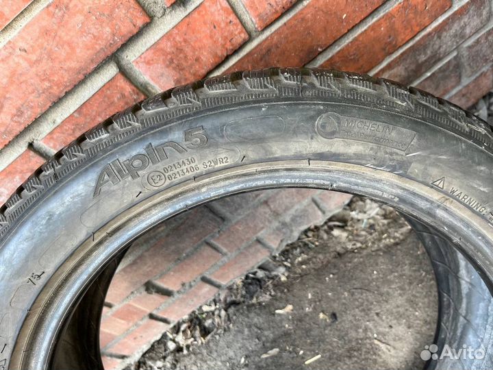 Michelin Alpin 5 205/50 R17