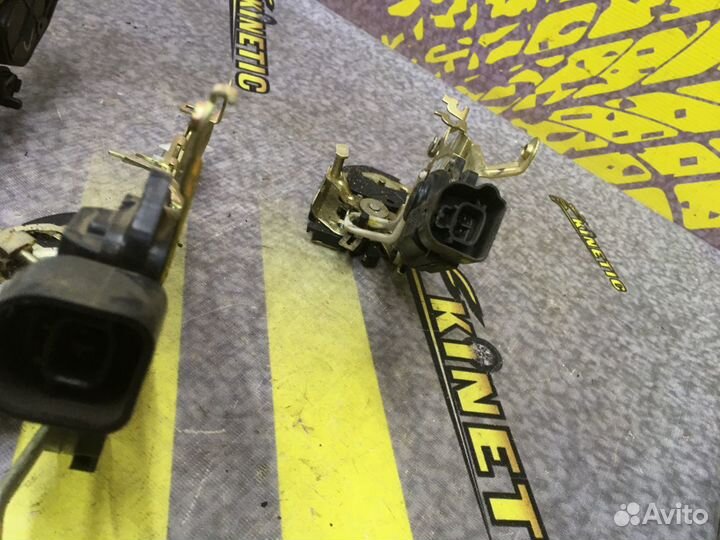 Замок двери Лифан Солано Lifan Solano 2011г