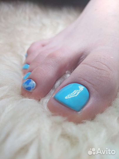 Роскошный маникюр и педикюр