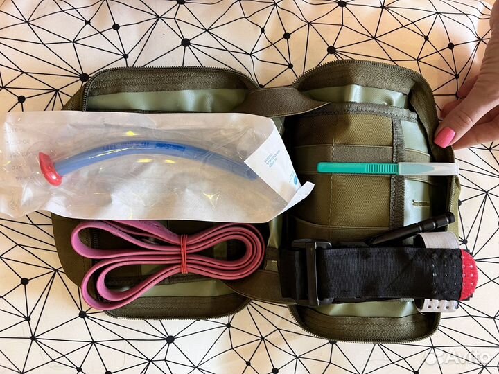 Аптечка тактическая в сборе