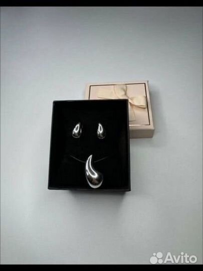 Комплект украшений