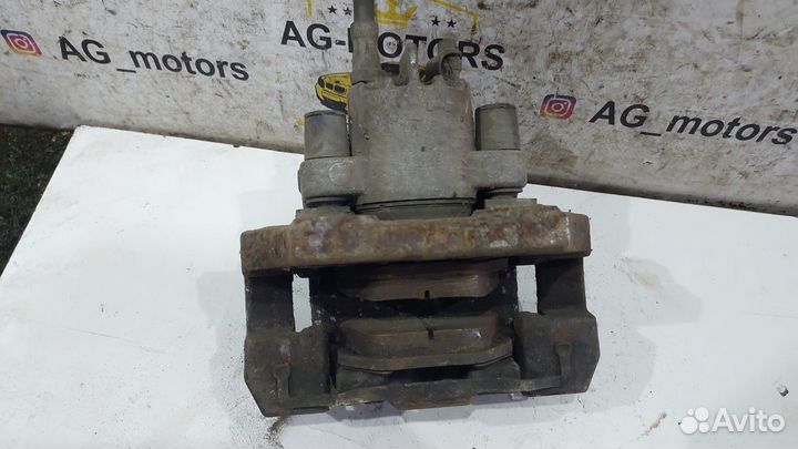 Суппорт тормозной задний левый BMW E60