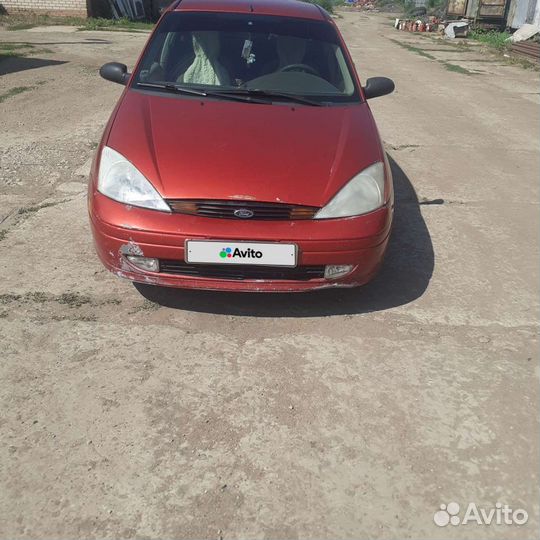 Ford Focus 2.0 МТ, 2000, 246 331 км