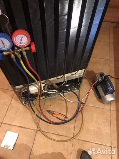 Ремонт холодильников