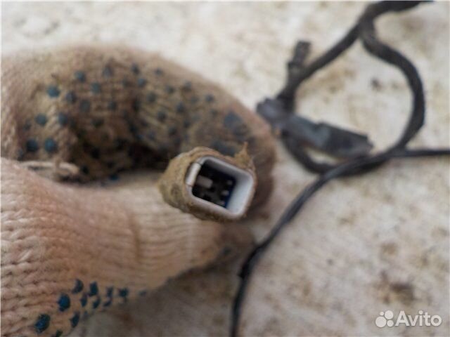 Проводка двери передняя правая Mitsubishi Colt