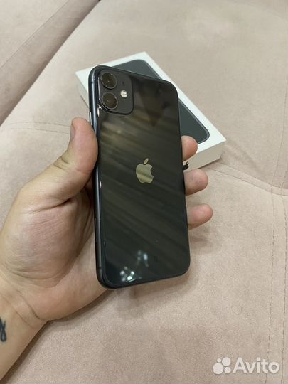 iPhone 11, 64 ГБ
