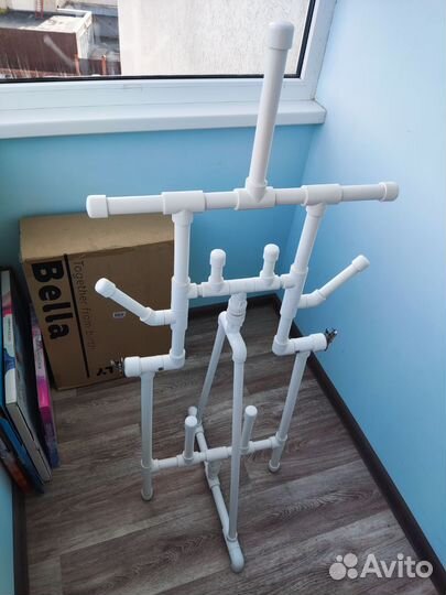 Вешалка напольная для хоккейной экипировки