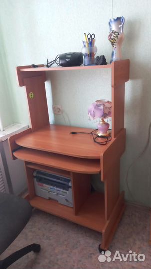 Компьютерный стол