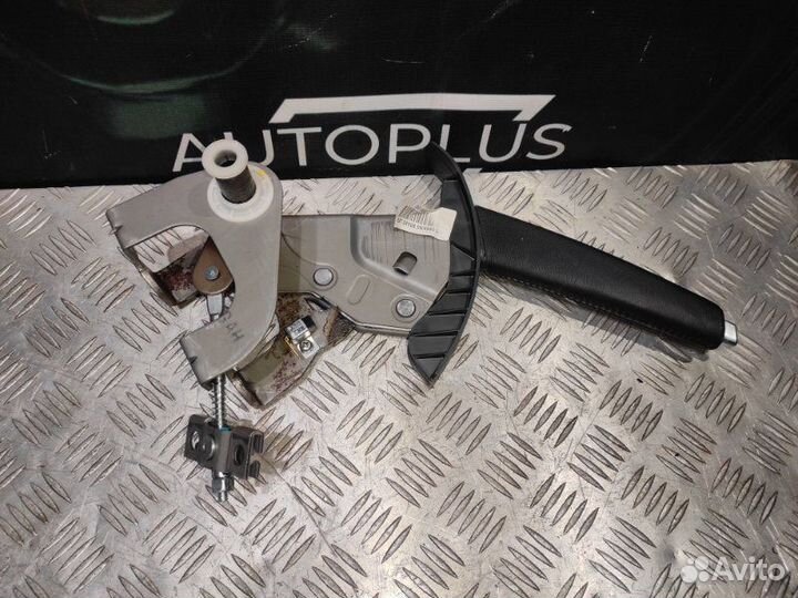 Рычаг стояночного тормоза Kia Ceed ED универсал