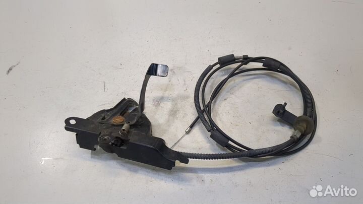 Замок капота Toyota Prius, 2016