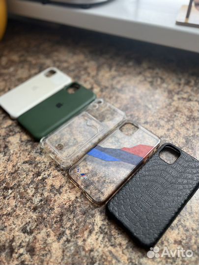 Чехлы на iPhone 11