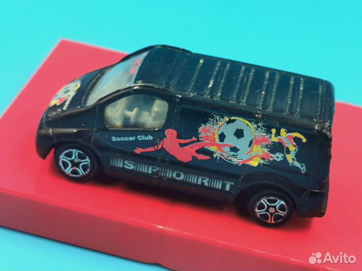 Машинки металлические