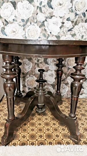 Стол антикварный