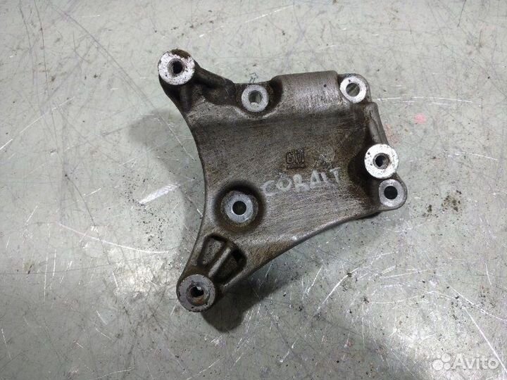 Кронштейн компрессора кондиционера Chevrolet