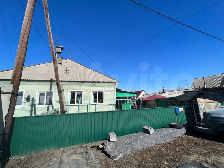 Дом 64 м² на участке 6 сот.