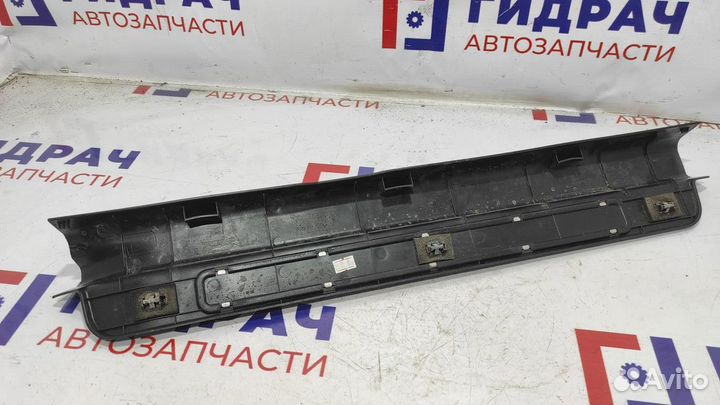 Накладка порога внутренняя передняя левая Geely Emgrand EC7 106800107700669