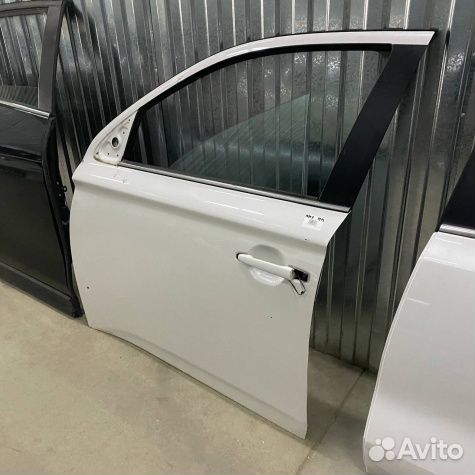 Передняя левая дверь Митсубиси Аутлендер 3 gf