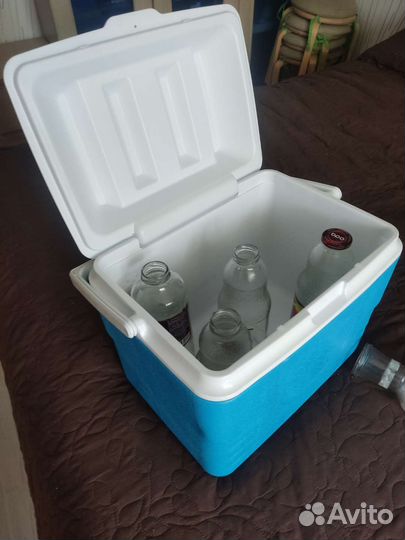 Изотермический термоконтейнер