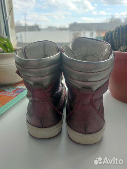 Ботинки демисезонные 28р