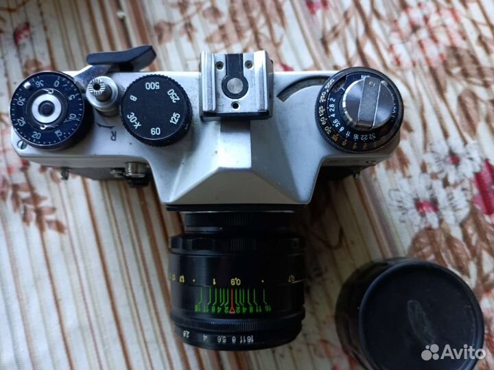 Плёночный фотоаппарат