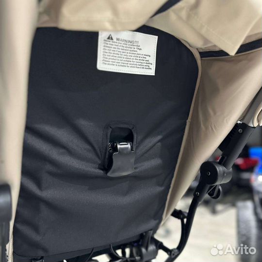 Прогулочная коляска Luxmom/ новые