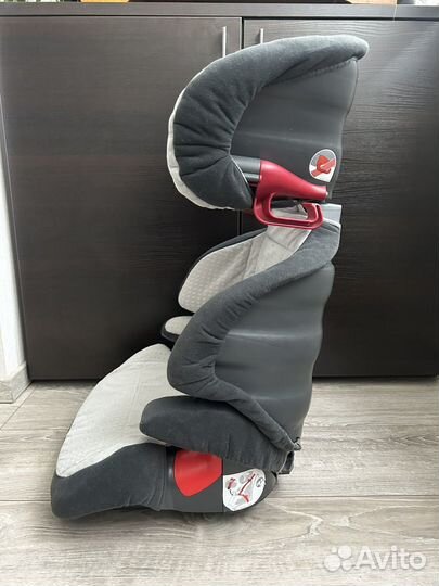 Детскок пвтомобильное кресло Mercedes-Benz