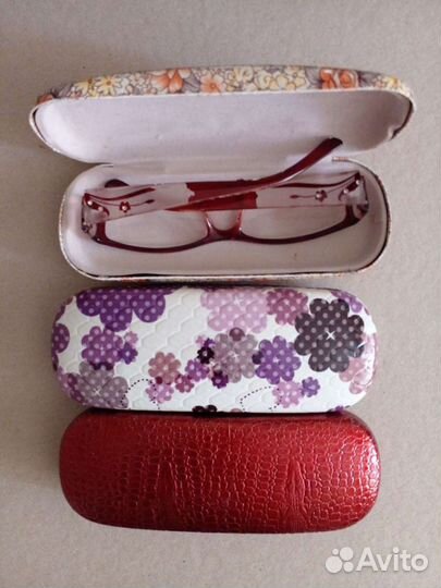 Очки и Футляры для очков б/у