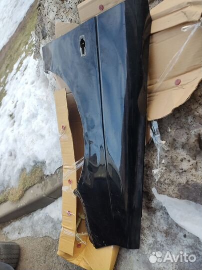 Крыло переднее правое Приора