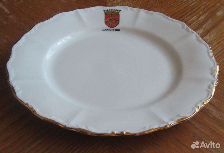 Тарелки с гербами исторических областей Франции