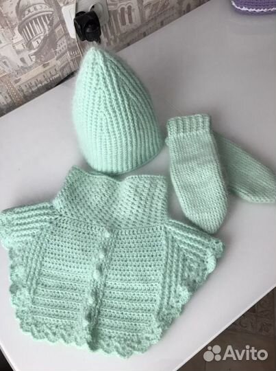 Шапка, варежки, манишка