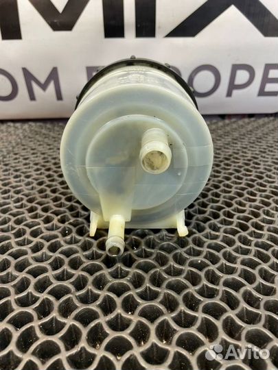 Бачок гидроусилителя руля Volkswagen Transporter