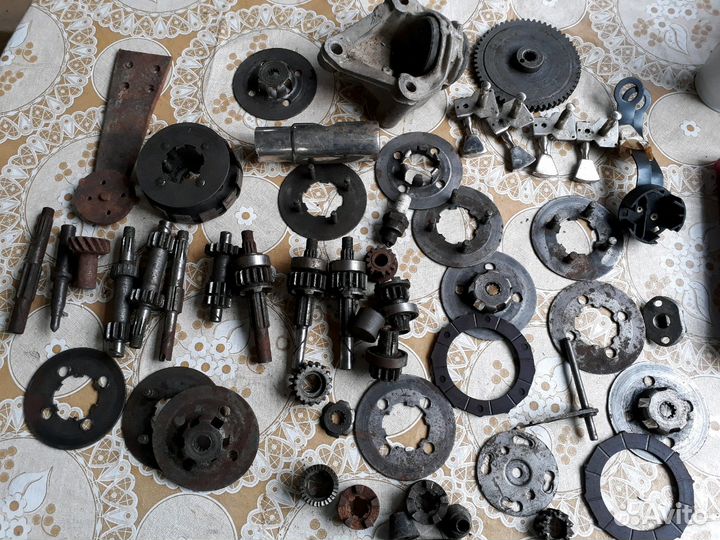 Запчасти для советских мопедов СССР