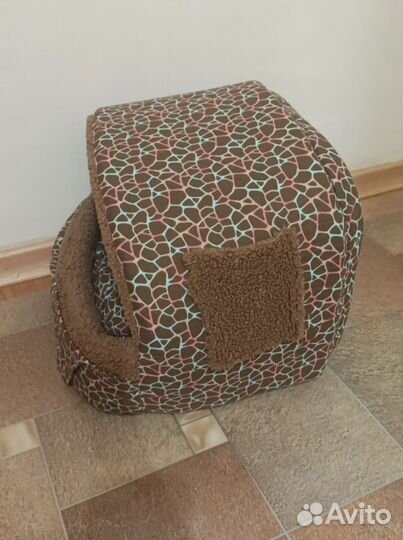 Лежанка для кошек/котят