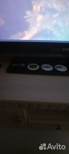 Телевизор samsung