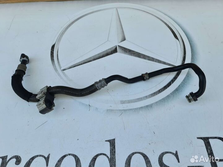 Трубка масляного радиатора АКПП Mercedes W222