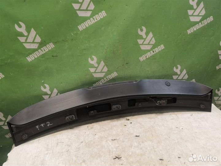 Спойлер (дефлектор) крышки багажника Форд Фокус 2
