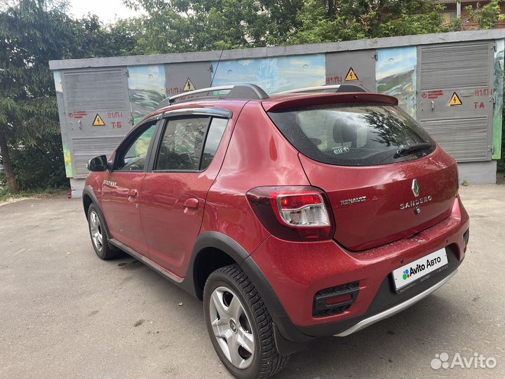 Renault Sandero Stepway 1.6 AT, 2016, 155 000 км