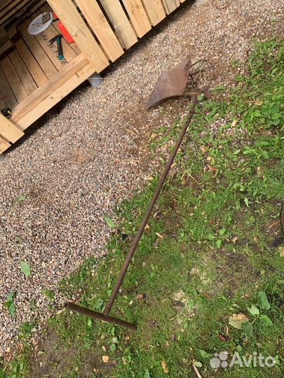 Плуг окучник ручной