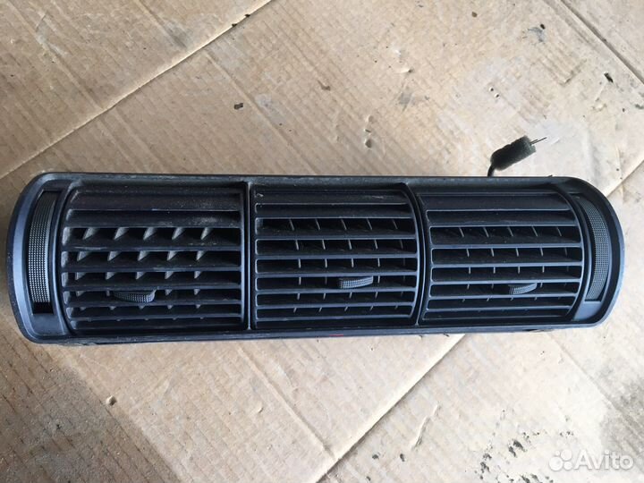 Дефлектор центральный Audi A4 B5 (1861)