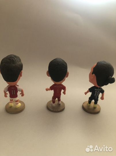 Фигурки футболистов