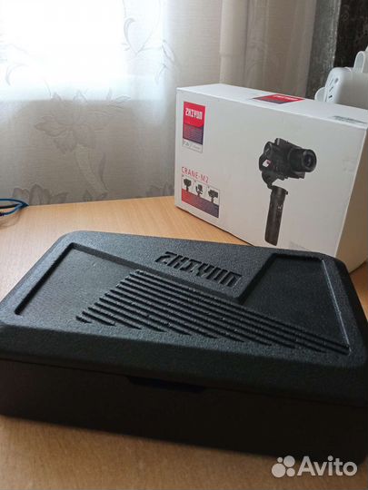 Электронный стабилизатор Zhiyun Crane M2