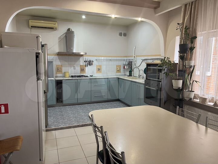 Комната 18 м² в 4-к., 1/2 эт.