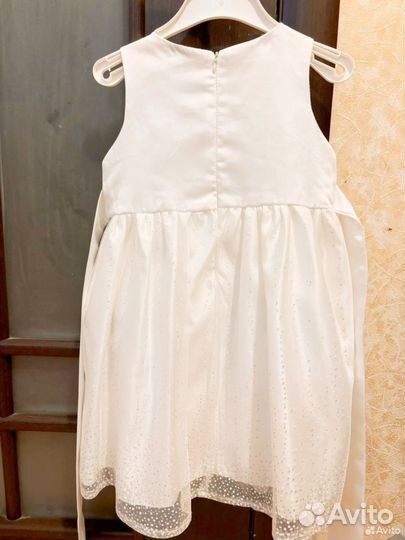 Платье для девочки белое