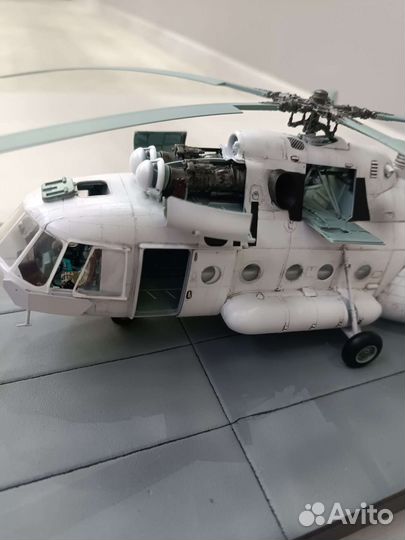 Модель вертолета Ми-8мт