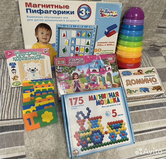 Фирменные игрушки пакетом. Развивашки