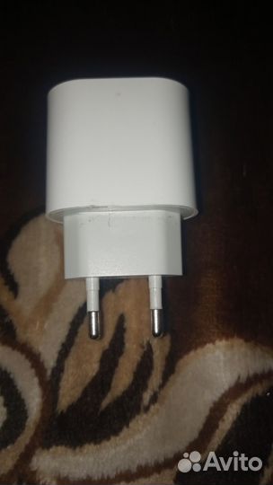 Зарядка на iPhone