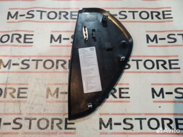 Накладка панели правая Audi A4 B7/8E BFB 2006