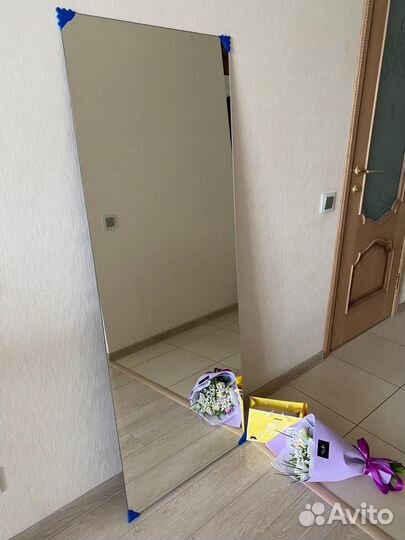 Зеркало напольное