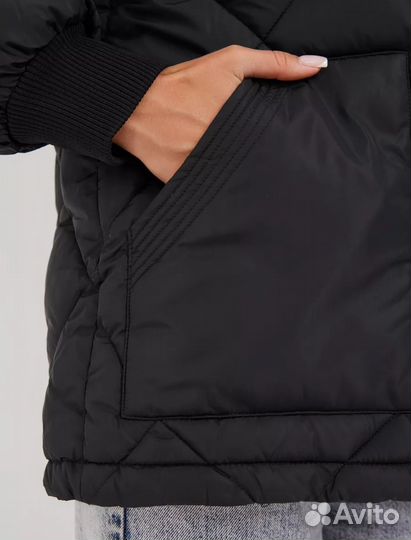 Куртка женская 48 размер